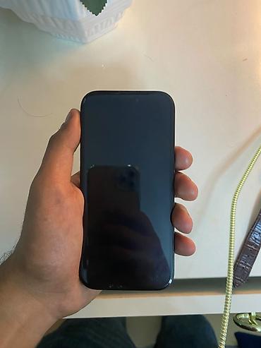telofonar: IPhone 16 Pro, 256 GB, Qara — 2