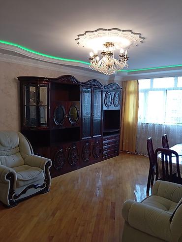 Mətbəx mebeli: Təsvir ev Yeni Gəncədə hərbiçilərin binasının garwisinda 9/5 — 4