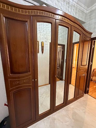 agac satisi: Salam yataq desti satilir 5 qapili,2 tumbali,king size taxti size — 1