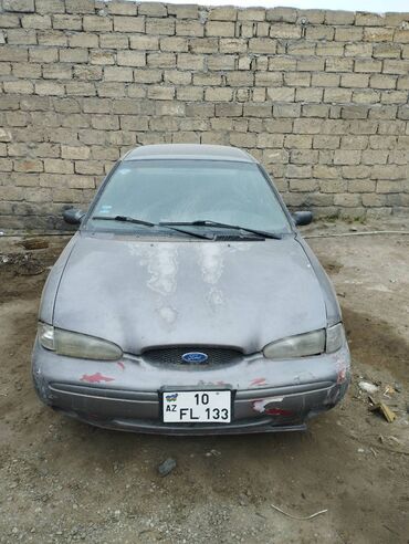 Ford: Ford Contour: 2 л | 1995 г. | 20000 км Седан