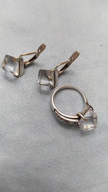 Серебряные наборы украшений: Набор украшений: серьги + кольцо с прозрачными камнями,горный хрусталь — 13