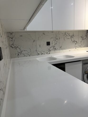 Sifarişlə mətbəx mebeli: Sifarişlə mətbəx dəsti, Özü çəkən petlələr, MDF, Kredit var, Pulsuz çatdırılma — 12