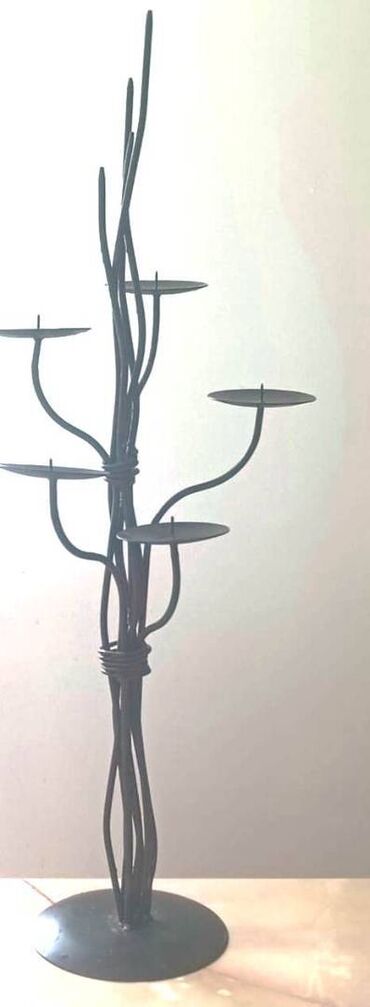 каракол мебель: Подсвечник металлический, на 5 свечей. Высота 67 см