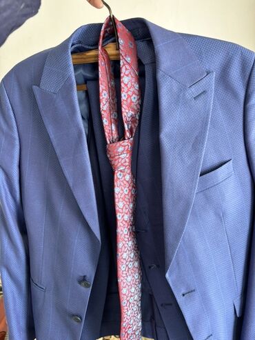 удлиненная куртка: Мужской костюм тройка Hekimoğlu с галстуком - Цвет: насыщенный синий