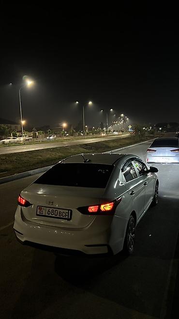 Продажа авто: Hyundai Solaris: 2017 г., 1.6 л, Автомат, Бензин, Седан — 3
