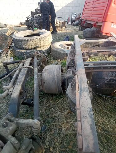 Другие детали для мотора: Продается запчасти на Шахман кабина, электр. мотор, каробка 12ступка — 9