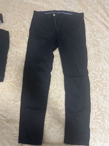 najbolji givenchy parfem muski: Pantalone