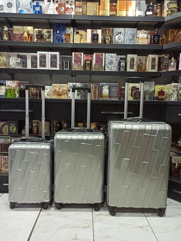 suitcase: Material polikarbonat.S-50azn. M-80azn. L-110azn Camadan