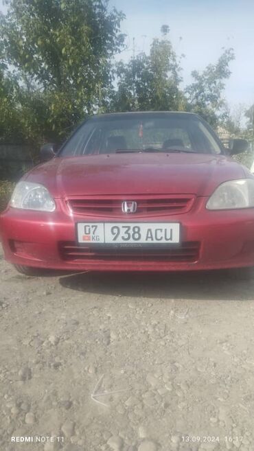 готовый бизнес маникюрный салон: Honda Civic: 1999 г., 1.6 л, Автомат, Бензин, Седан