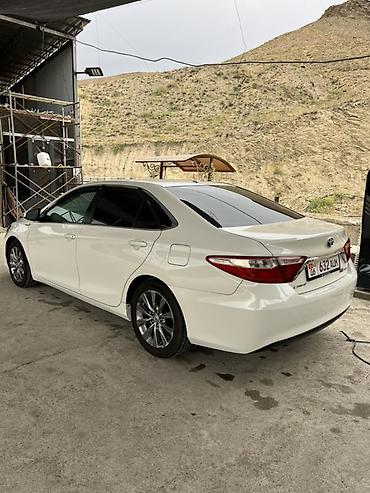авто ярис: Toyota Camry: 2017 г., 2.5 л, Вариатор, Гибрид, Седан — 6