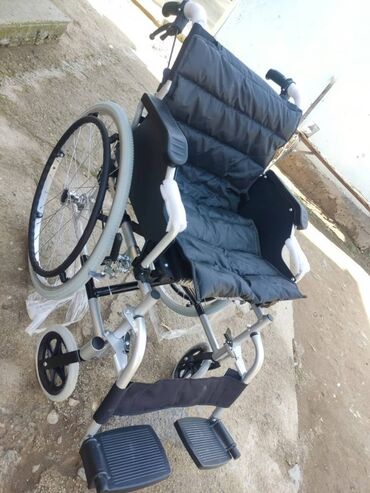 ремонт инвалидных колясок: Инвалидная коляска с ручным приводом и тормозами сопровождающего