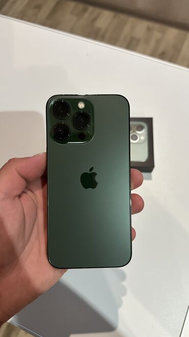 Apple iPhone: IPhone 13 Pro, Б/у, 256 ГБ, Matte Midnight Green, Защитное стекло, Чехол, 80 %