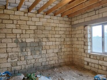 Həyət evləri və villaların satışı: 4 otaqlı, 180 kv. m, Təmirsiz — 4