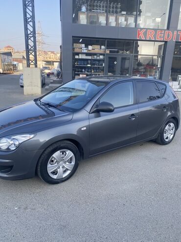 Hyundai: Hyundai i30: 1.4 l | 2009 il Hetçbek — 8