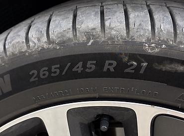 byd e1: Lixiang L7: 2025 г., 1.5 л, Гибрид, Кроссовер — 3