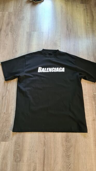 crna majica l: Men's T-shirt Balenciaga, bоја - Crna