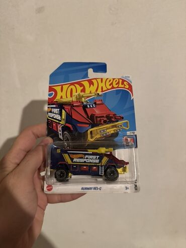 Orginal hot wheelsler satilir.denesi 3 manat.elde cox var.endirim uçun
