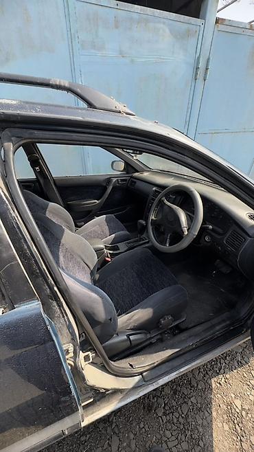 бу тико: Toyota Caldina: 1994 г., Бензин, Универсал — 7