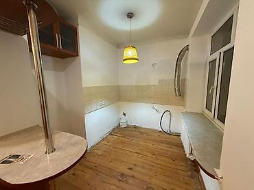 Продажа квартир: 3 комнаты, 46 м², Индивидуалка, 5 этаж, Старый ремонт — 2