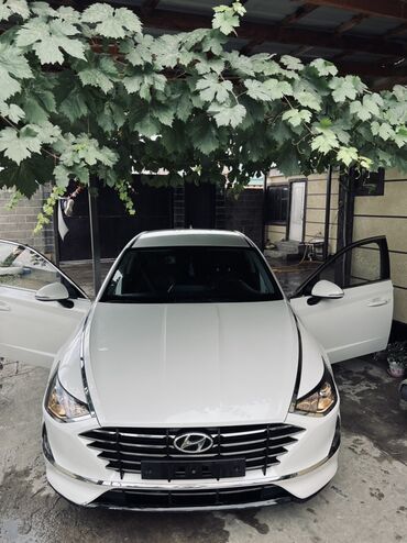 авто в рассрочку в бишкеке без процентов: Белый седан Hyundai Sonata premium компликация 🔥 На бодрых 90% шинах
