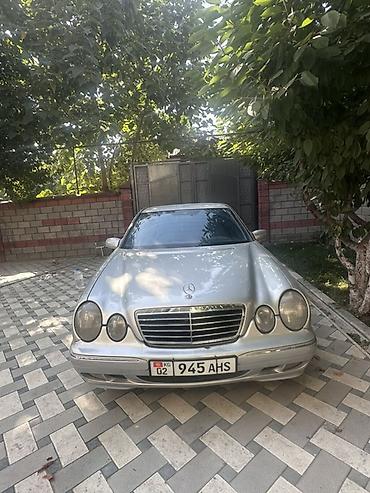 Mercedes-Benz E-Class: 1999 г., 2.4 л, Автомат, Бензин, Седан