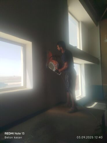 Beton işləri: #Betonkesme #betondeşmə Beton kubik kərpic - dən kəsim deşim — 30