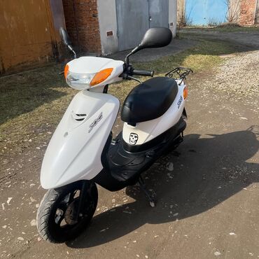 вентилятор с охлаждением в баку: Yamaha Jog skuter - Rəng: ağ, qara detallarla - Kuzov: kompakt şəhər