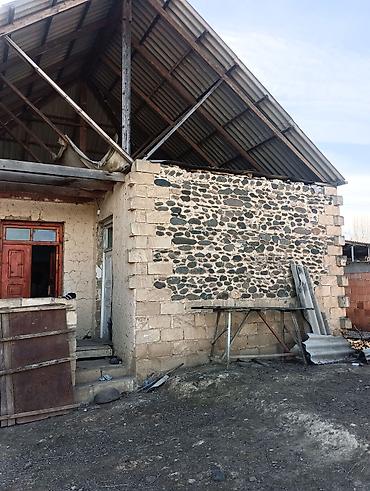 Həyət evləri və villaların satışı: Satışa obyekt: həyətyanı sahəsi olan daş ev - Daş konstruksiyalı — 14