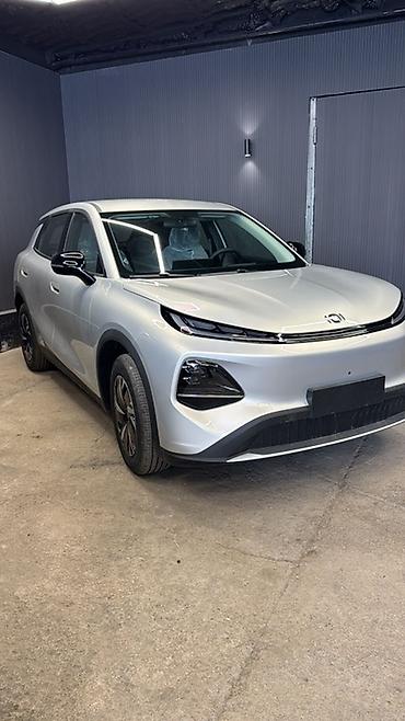byd e1: Changan Qiyuan Q05: 2026 г., Автомат, Электромобиль, Кроссовер — 3