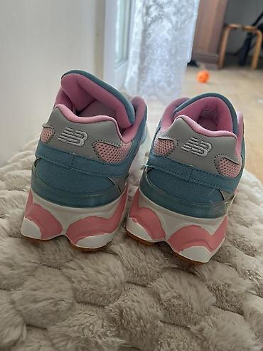 obuca orange: New Balance patike 9060 – roze plavi & zeleni model Dostupne u — 6