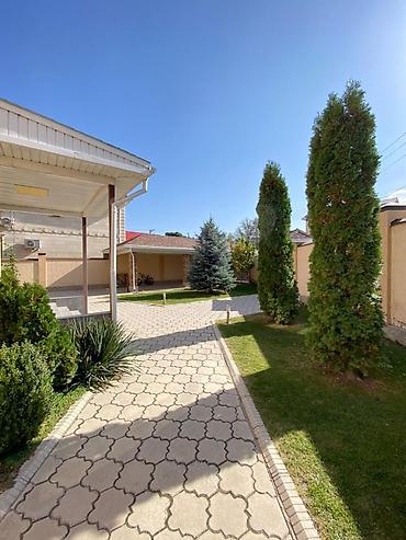 Продажа коттеджей и домов: Продаётся 2-х этажный дом в Ала арча 3 Локация: Дом расположен в — 18