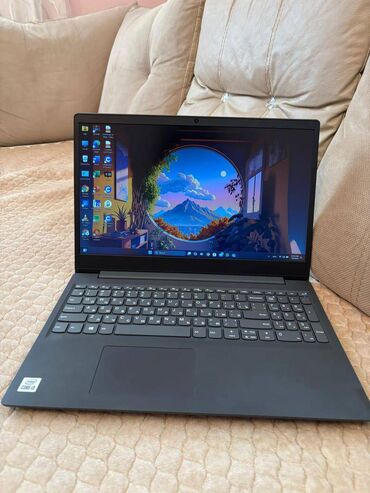 Masaüstü kompüterlər və iş stansiyaları: Lenovo 12 ", Intel Core i3, 256 GB