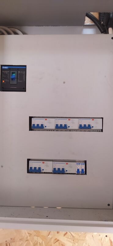 Электрики: Электрик | Монтаж проводки, Монтаж розеток, Монтаж электрощитов Больше 6 лет опыта — 30