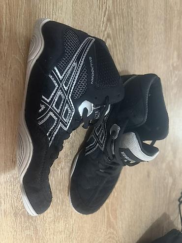 wang: Борцовки Asics Snapdown (VEGASTAR) — черные, высокие. Характеристики — 1