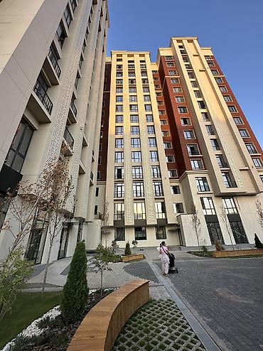 81: 2 комнаты, 82 м², Юнусалиева/Суванбердиева Элитка, 11 этаж, ПСО (под самоотделку) — 1