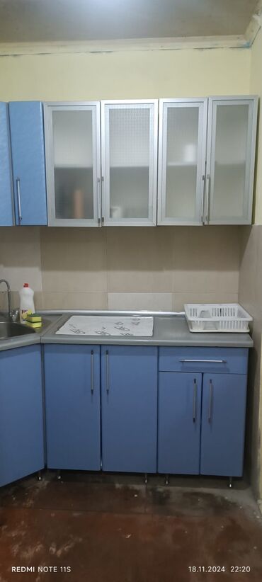 снять квартиру на месяц: Ramani Savxoz da 1 otaq 1 metbex adelni heyet evi kiraye verilir