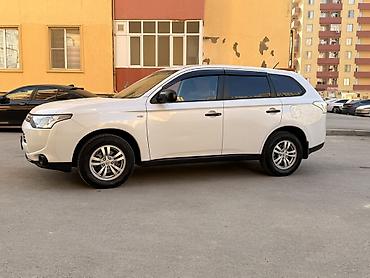 Mitsubishi: Mitsubishi Outlander – ağ rəngli, şəhər və uzun yol üçün rahat və — 15