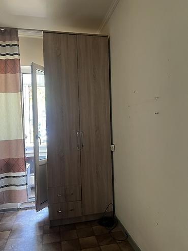 flat osh: 2 комнаты, 10 мкр Собственник, Студентам, С мебелью частично — 3