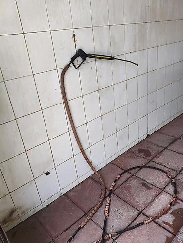 Biznes üçün avadanlıq: Avto yuma aparatı hal hazırda işləkdi 3 faza borusu başlıqı üzərində — 1