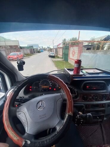 двигатель санг енг: Mercedes-Benz Спринтер: 2001 г., 2.7 л, Механика, Дизель, Бус
