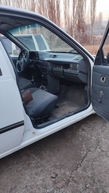 Daewoo: Daewoo Nexia: 1997 г., Механика, Седан — 10