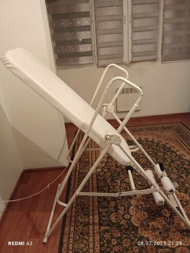 функциональная кровать для лежачих больных: СРОЧНО!!! Продаю инверсионный стол для вытяжки позвоночника и снятия