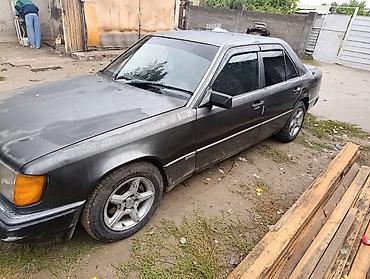 Продажа авто: Mercedes-Benz W124: 1990 г., 2.3 л, Механика, Бензин, Седан — 2