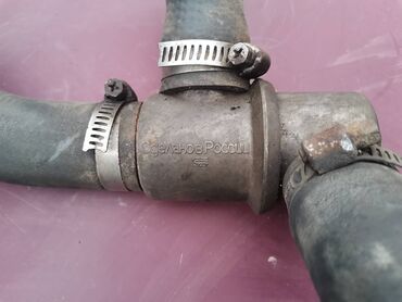 Auto delovi: Termostat sa crevima Lada 21213,21214 Niva br.2. Polovno, očuvano — 11