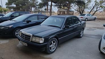 lexus gs 300: Mercedes-Benz 190 (W201): 1.8 l | 1990 il Sedan — 4