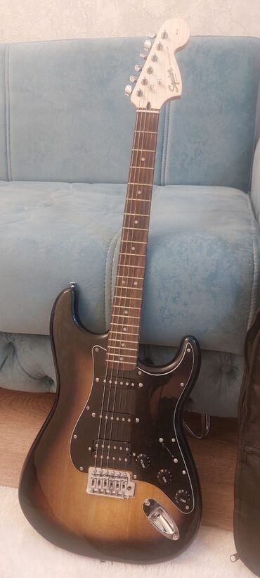 İdman və hobbi: Qitara
Gitara
Гитара в идеальном состоянии