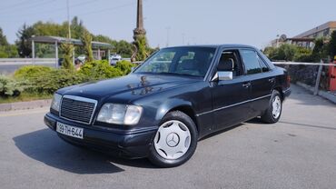 mercedes e 220: Mercedes-Benz 220: 2.2 l | 1994 il Sedan