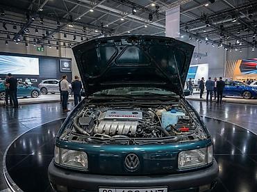 вампер венто: Volkswagen Passat: 1991 г., 2.8 л, Автомат, Бензин, Седан — 5