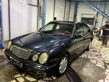 боковой зеркала спринтер: Mercedes-Benz E-Class: 2002 г., 2.7 л, Автомат, Бензин, Седан
