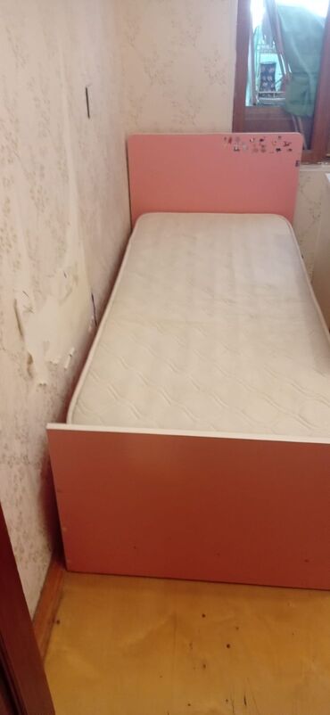 шикарная кровать: İşlənmiş, Təknəfərlik çarpayı, Matras ilə